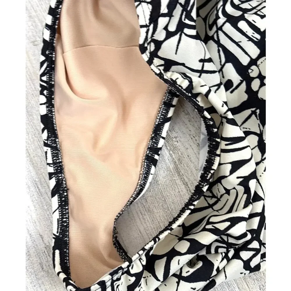 Lands' End Carmela Tummy Control One Piece Swimsuit Womens 12 Black Ivory NEW